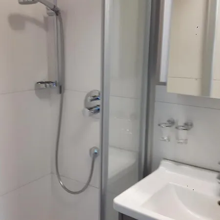 Lamplhof Bed & Breakfast